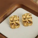 Golden Ripple Studs Earring