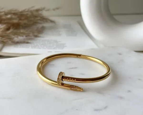 Nail Bracelet with AD stone