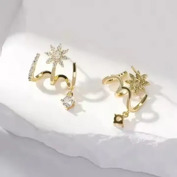 Claw with Star Earrings