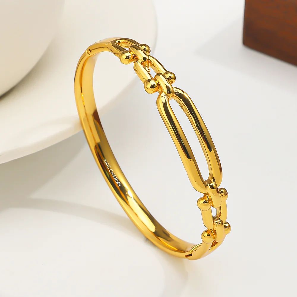 Linked Elegance Bracelet
