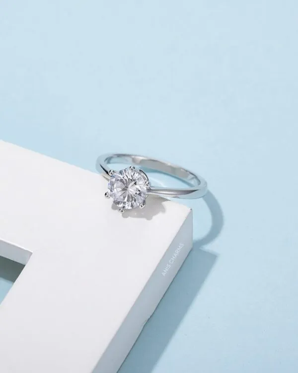 Solitaire Round Cut Zirconia Ring