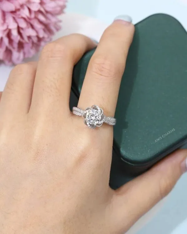 Flower Solitaire Zirconia Ring