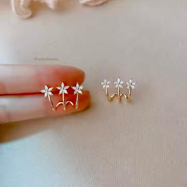 3 Star Claw Earrings